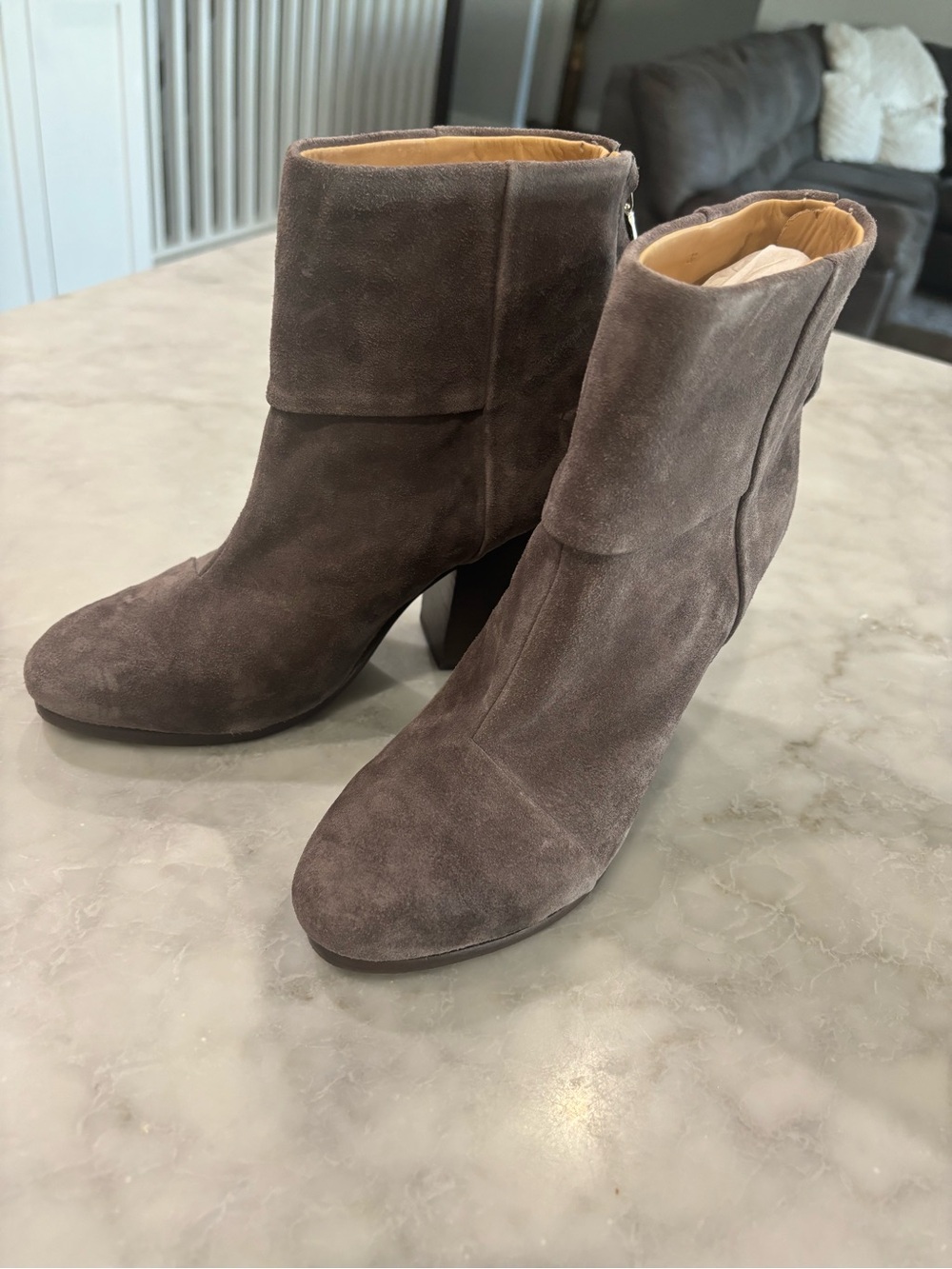 rag & bone Classic Newbury Gray Suede Fold-Over Ankle Booties Size 7